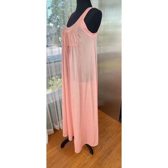 Vintage 80s night dress, peach sleeveless nightgown, slip on negligee - Picture 3 of 8